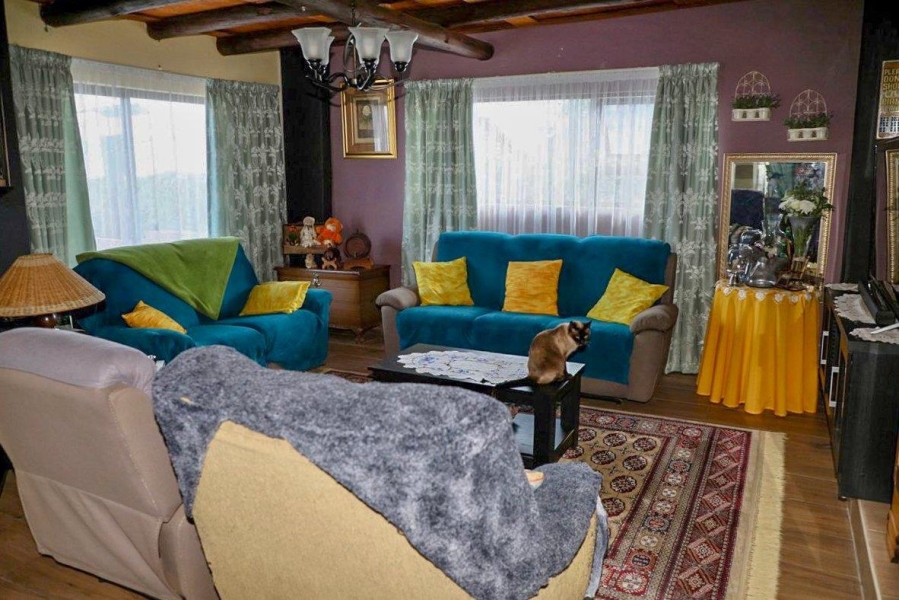 6 Bedroom Property for Sale in Oranjeville Free State